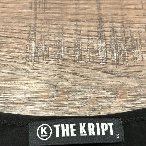 The Kript Effie O-ring Top - Picture 4 of 4
